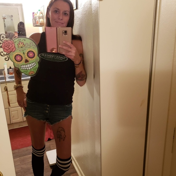 Hi, I’m Stephanie! - Picture 4 of 8